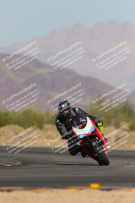 media/Nov-06-2023-Moto Forza (Mon) [[ce023d0744]]/3-Intermediate Group/Session 3 (Turn 5)/